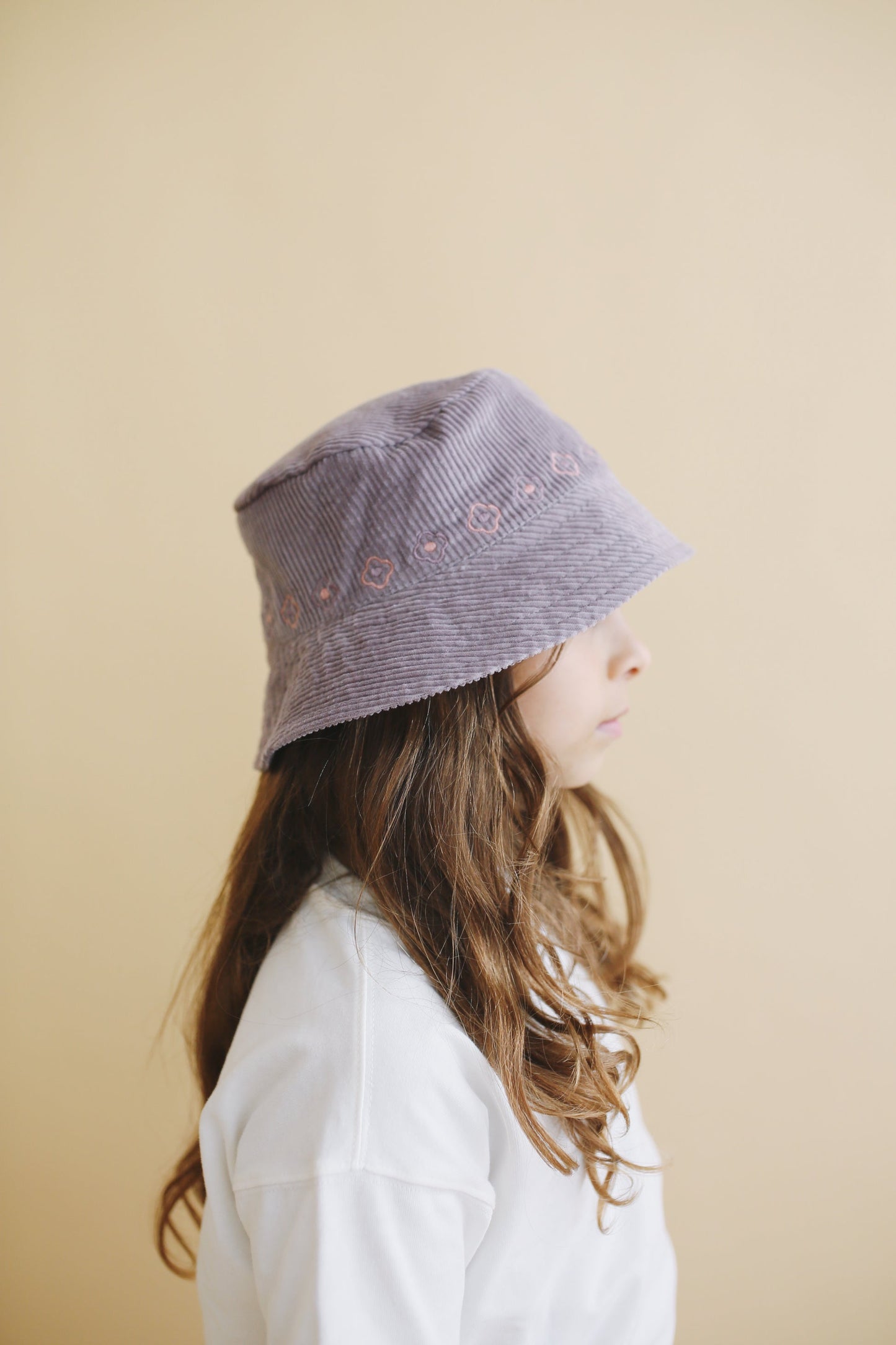 CORDUROY BUCKET HAT